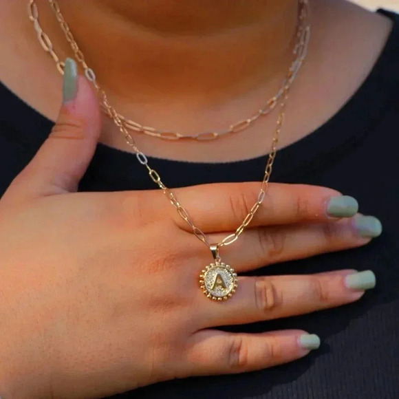 ▶ 2 LAYER GOLD LETTER INITIAL COIN ROUND/CIRCLE PENDANT NECKLACE, ELDM22154 - Picture 8 of 16